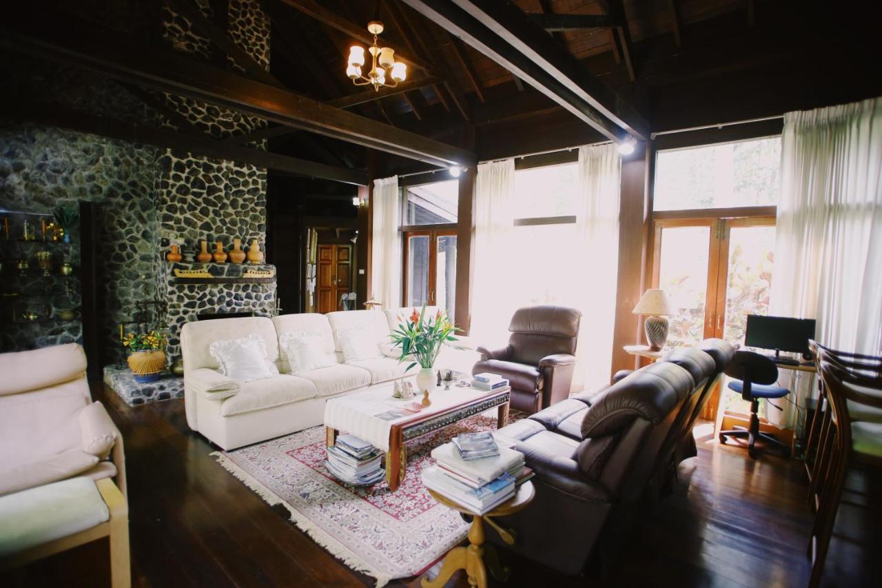 Lodge Darakorn Hill *