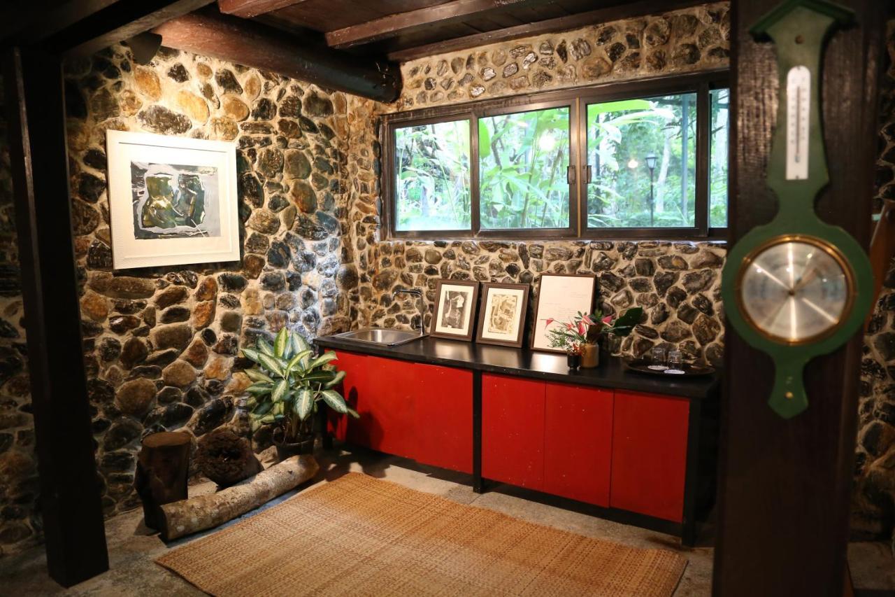 Lodge Darakorn Hill *